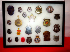 VINTAGE 23 PIECE TOY BADGE COLLECTION POLICE FIRE DEPT. SHERIFF PLUS MORE # A-3 picture
