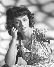 Legendary RUTH ROMAN Portrait Photo (229-Z) picture