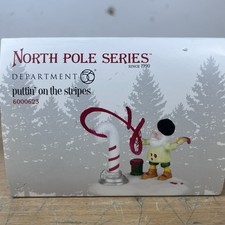 Dept 56 North Pole Accessory - Puttin' On The Stripes - 6000625 - NIB  picture