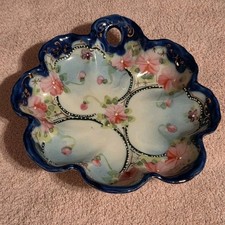 ANTIQUE - Porcelain, Hand Painted Candy Dish (JAPAN) BUEATIFUL picture