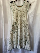 Vintage Full Apron Pocket Ruffle Floral Green Trim Grannycore picture