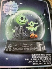 ZURU Mini Brands Disney Snow Globe Nightmare Before Christmas SUPER RARE GLOW Ja picture