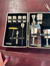 Vintage Ever-Wear Travel Bar Cocktail Set Case Shot Glasses Bar Guide Complete  picture