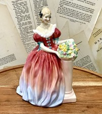 Vintage Royal Doulton Porcelain Roseanna HN 1926 Floral Lady Figurine 1940 RARE picture