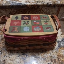 Longaberger Christmas Collection 2002 Traditions Basket W/Lid, Liner, Protector picture
