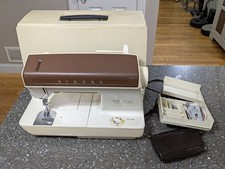 Vintage Singer Creative Touch Fashion Machine 1036 Sewing Machine EUC Tested picture