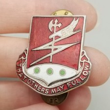Vintage 127th Engineer US Army Unit Crest Red Enamel Lapel Pin Brooch picture