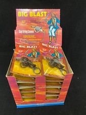 FULL STORE DISPLAY VINTAGE DIE CAST METAL BIG BLAST CAP FIRING CANNON KEYCHAIN picture