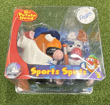 Hasbro Mr. Potato Head Sports Spuds MLB Series Los Angeles Dodgers 11pc Set picture