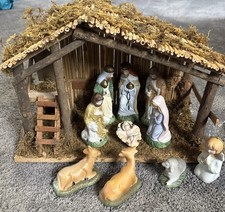 Vtg Sears 11 Piece Nativity Set Hand Painted Porcelain W/ Stable open box  picture