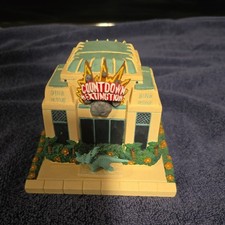 Rare Disney Animal Kingdom Count Down To Extinction Hinged Building Sculpture picture