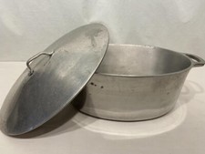 Vintage MAJESTIC Aluminum Roaster Oval 6 QUART Capacity LID Slanted Handle 15.5