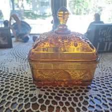 Vintage Amber Indiana Tiara Honey Bee Box Covered Candy Dish picture