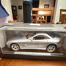 Mercedes-Benz Vision SLR 1:18 Silver Diecast Model Car Rare Dealer Edition  picture