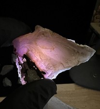 Rare Pink/Purple 1970’s 47.28g Holley Blue Agate, A+ Lapidary Cutting Rough picture