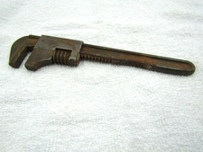 Vintage 9 inch Auto Adjustable Pipe Wrench Monkey Wrench Made in USA, picture
