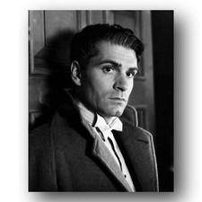 Laurence Olivier Photo 8x10 Classic Portrait Headshot Actor picture
