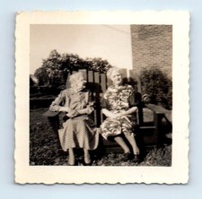 Old Vintage Photo SOFT FOCUS OLDER ELDERLY WOMEN SITTING ON BENCH IN YARD PIC picture