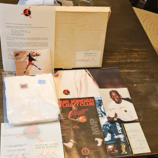 1991 Air Jordan Flight Club Complete Membership Kit, Sealed Nike Shirt MJ picture