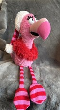 Holiday Flamingo Sings “Santa Baby”  Adorable picture