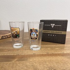 NEW BJ's Brewhouse Happy Holidays 2021 Pint Glasses Nutty Brewnette/Enchantress picture