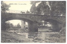 Old postcard 03 - COSNE sur l'Oeil (Allier) - Le Pont du Bois - small animation picture
