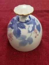 Vtg FUKAGAWA Bell Arita Japanese Leaf & Grape Handcrafted/The Danbury Mint Cond. picture