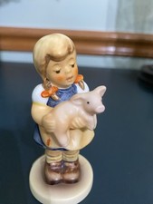 Hummel Goebel “PIGTAILS” Figurine 2052 TMK7 Membership Club 1999/2000 Exclusive picture