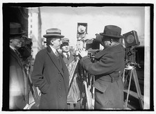 Photo:William Hays movie camera 1922 film crew cameras picture