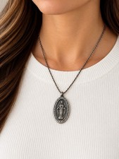 Vintage Creed Sterling Silver Miraculous Medal Catholic Pendant Necklace 10.7g picture