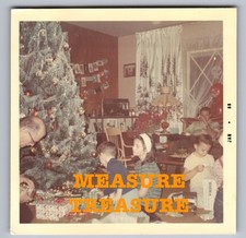 1967 PHOTO OF KIDS OPENING XMAS PRESENTS TONKA TRUCK TOY F55 picture
