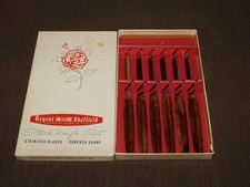 VINTAGE KITCHEN REGENT SHEFFIELD ENGLAND 6 PIECE STEAK KNIFE SET NEW IN BOX picture
