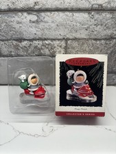 Frosty Friends #16 Vintage 1995 Hallmark Keepsake Christmas Ornament With Box picture