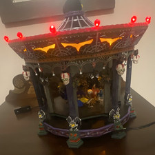 Department 56 ghostly carousel Snow village Halloween collection retired 2005 picture