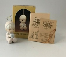 Precious Moments 1984 Baby's First Christmas Ornament E-2372 NEW picture