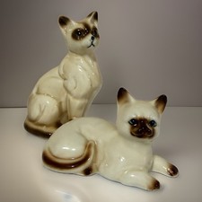 Vintage Siamese Cat Figurines Pair Bone China Taiwan Miniature Blue Eyed Kitty picture