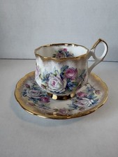 Elizabethan Fine Bone China Floral Tea Cup & Saucer England picture