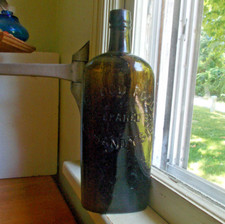 BLOOD FOOD PREPARED BY G.HANDYSIDE OLIVE GREEN BLACKGLASS APPLIED LIP MED BOTTLE picture