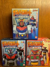Bandai 1998 The Super Robot Plastic Model Set of 3 MADE IN JAPAN picture