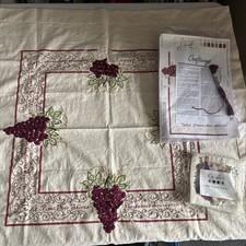 VTG Hand Embroidered Linen Tablecloth Grapes wine 4 napkins 1.5 grapes to finish picture