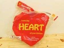 Vintage Heart Aluminum Cake Pan Handi-Foil picture