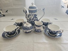 CHURCHILL BLUE WILLOW TEA POT SET FOR 4-PRISTINE & MINT VINTAGE SMALL BLACK LION picture