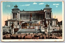 Roma Italy Monumento a Vittorio Emanuele II Architecture People Postcard PC551 picture