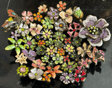 Jay Strongwater Flora Mixed Bouquet Swarovski Crystal Enamel Bee Flowers Dish picture