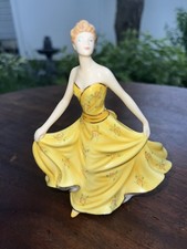 Royal Doultan Celebration Pretty Ladies Figurine HN5574 Made In England 2012 picture