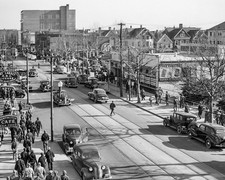 1941 NEWPORT NEWS Virginia STREET SCENE Photo (192-T) picture