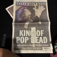 2009 JUNE 26 NEW YORK DAILY NEWS NEWSPAPER-MICHAEL JACKSON DEAD-1958-2009-NP1742 picture