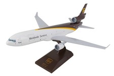 Skymarks SKR1086 UPS Douglas MD-11F N821UP Desk Display Jet Model 1/200 Airplane picture