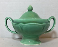 Vintage 1930s Mount Clemens Petal Sugar Bowl With Lid. Green picture