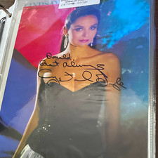 Crystal Gayle Signed Photo / Photograph - Autograph Not Authenticated picture